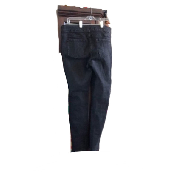 Maurices size L R pants - Picture 3 of 3